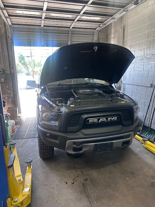 CYAN'S AUTO REPAIR 2