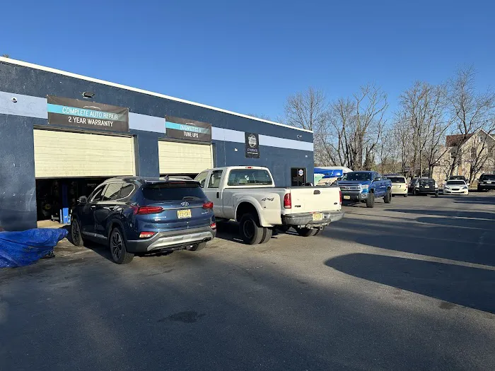 CYAN'S AUTO REPAIR 6