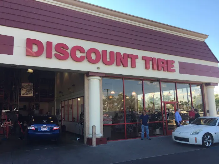 Discount Tire 0