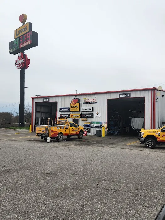 Love's Truck Care 2
