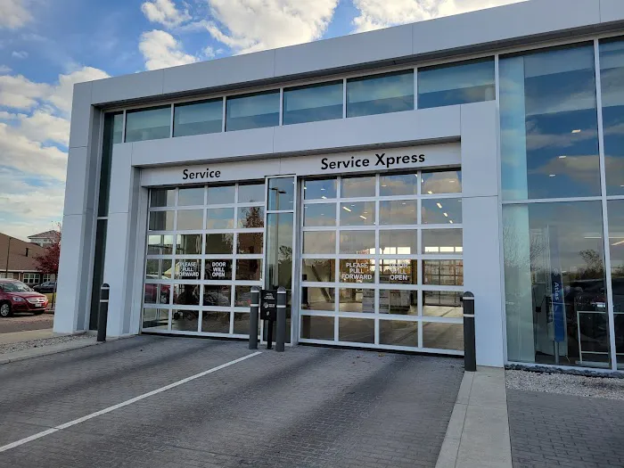 Volkswagen Service Center 1