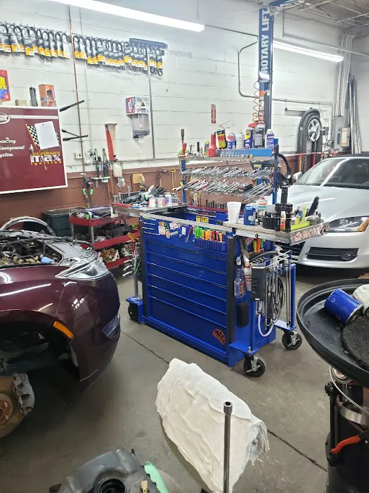 Second Street Automotive 0