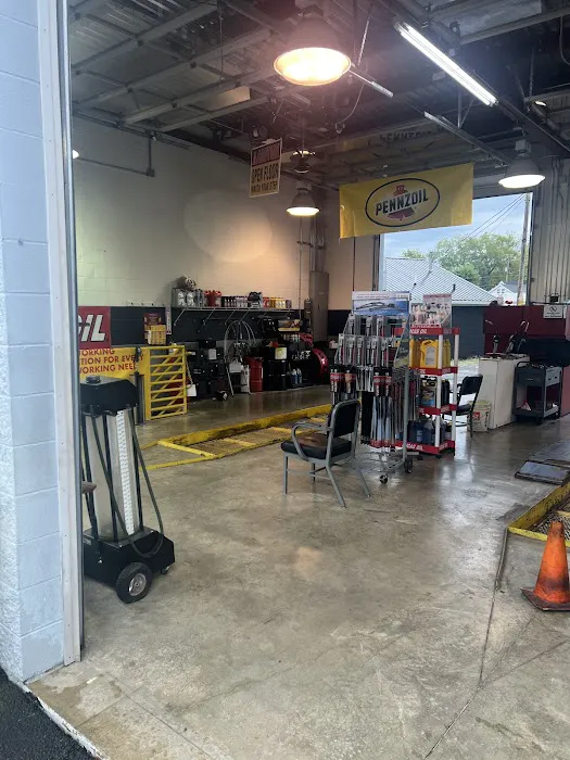 Wagoner Quick Lube 8