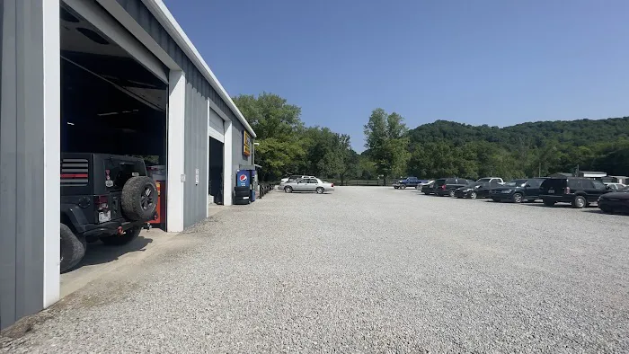 Cornettes Auto Repair & Tire 0
