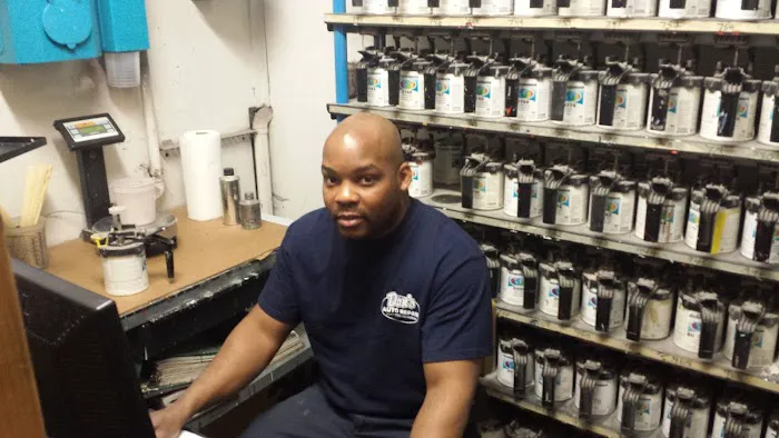 Dan's Auto Repair 4