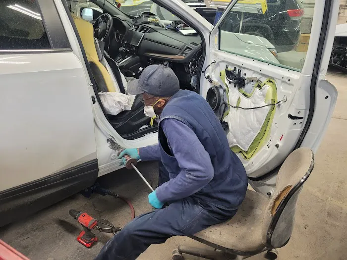 Dan's Auto Repair 8