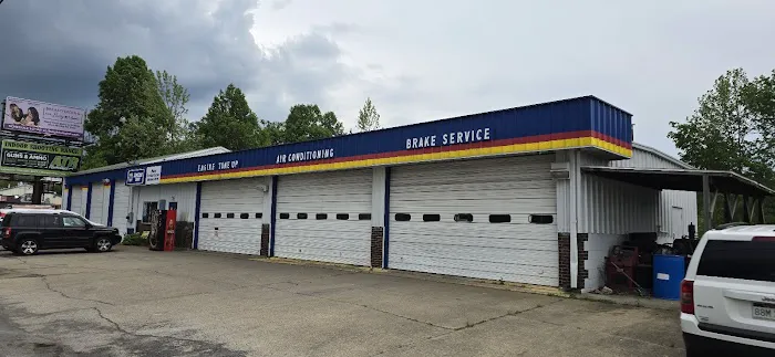 Plaza Service Center 2