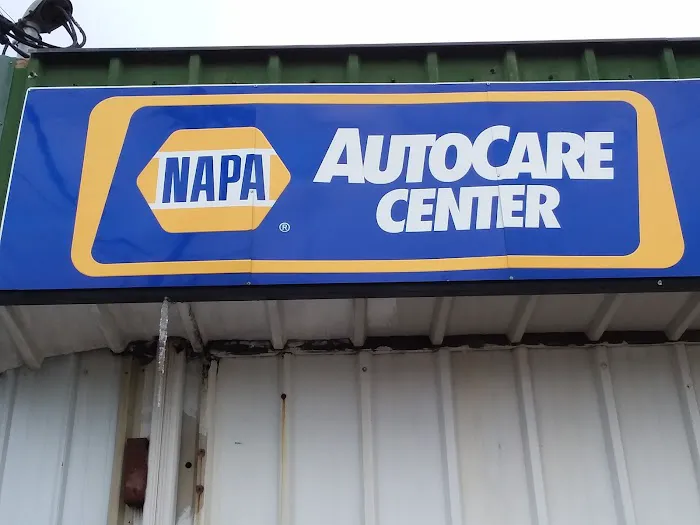 Plaza Service Center 6