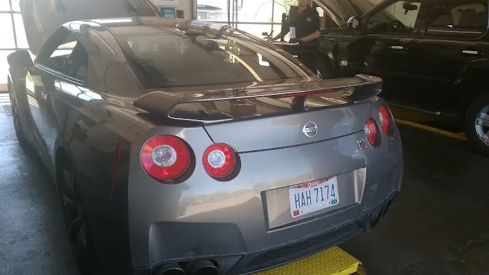 Valvoline Instant Oil Change 9