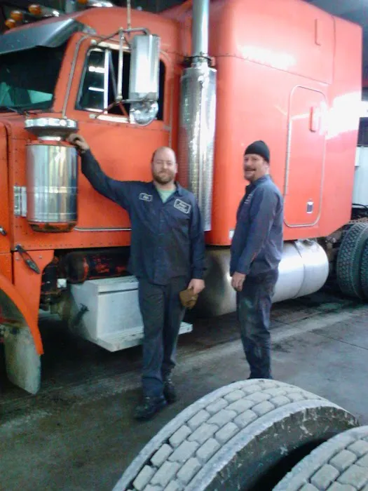 Howard Truck Repair Service 4