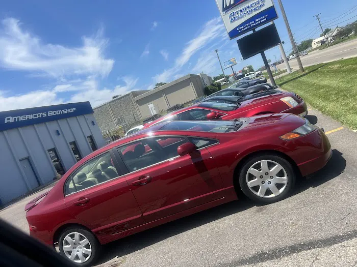 Maaco Auto Body Shop & Painting 1