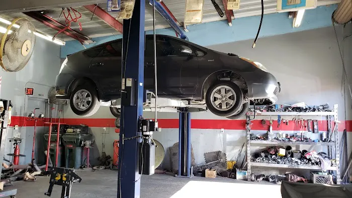 J&R Auto Care 6