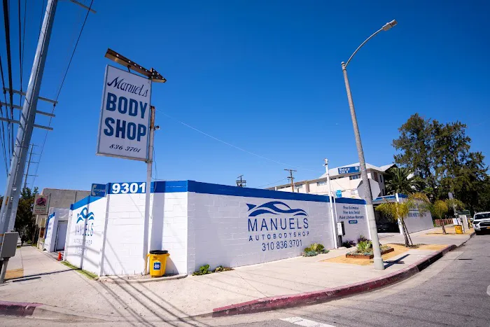 Manuel's Body Shop 2