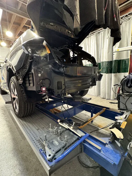 Eli’s Collision Repair at Santa Monica 0