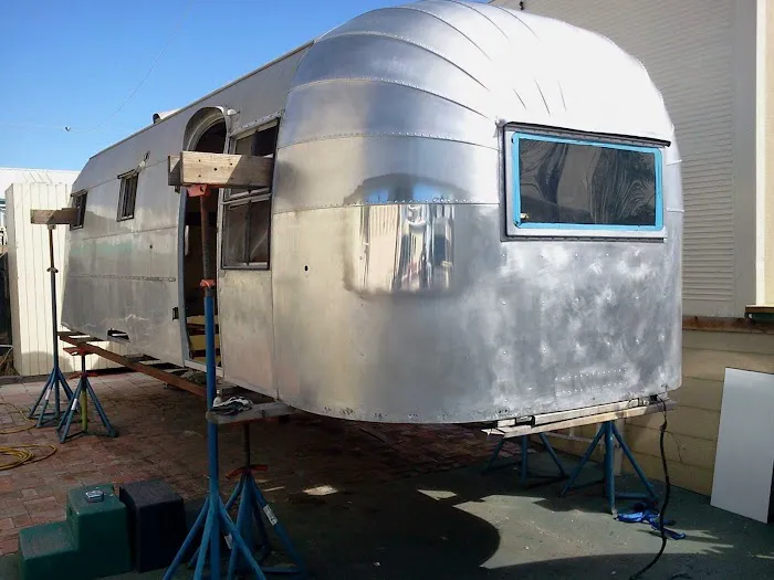 Tommy's Custom Coach Works 0