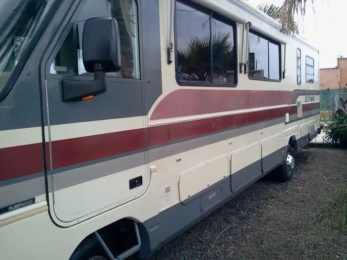 Tommy's Custom Coach Works 4