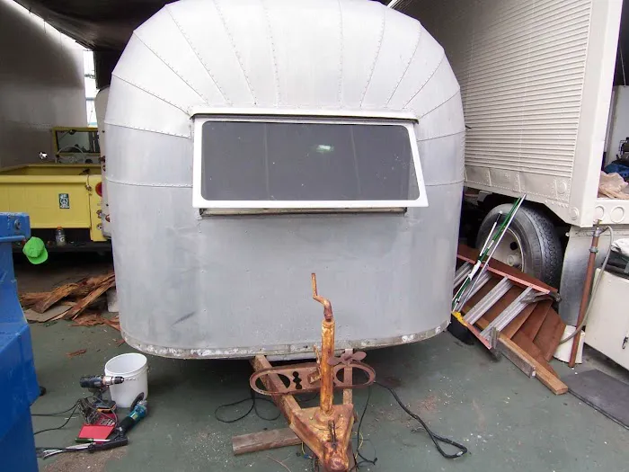 Tommy's Custom Coach Works 5