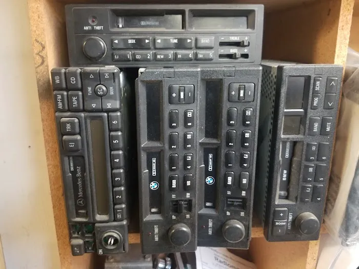 Radioman 9