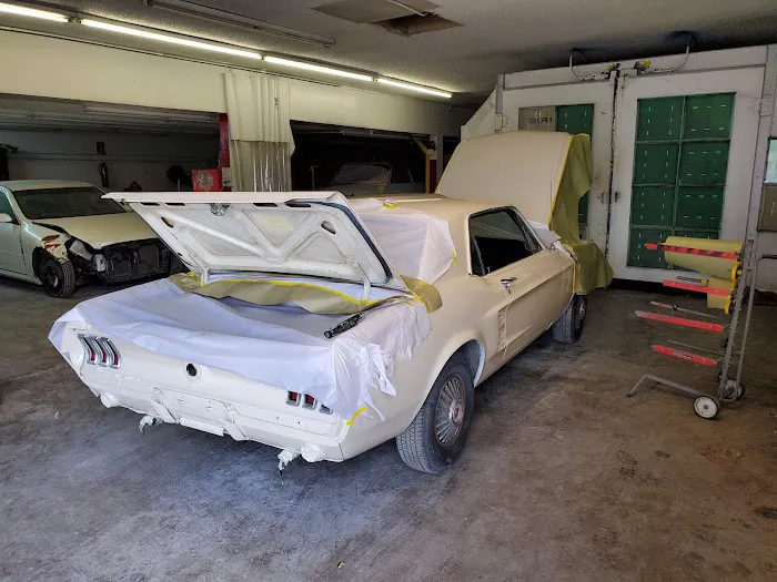 Zook's Earl Scheib Inc Autobody and Paint 2
