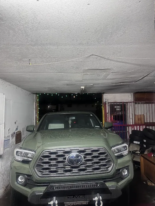 In & Out Tire Shop 2