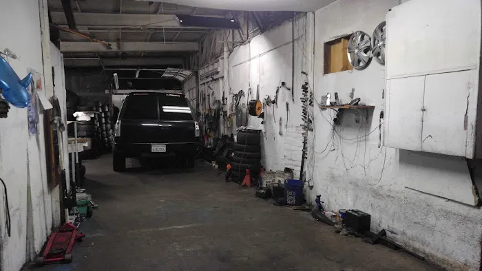 In & Out Tire Shop 6