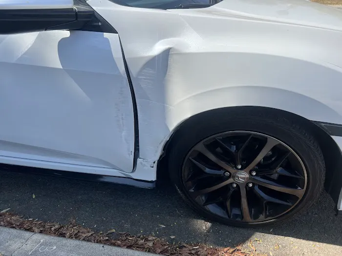 Benny's Auto Body 1