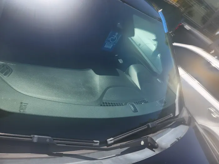 WindshieldHUB 1