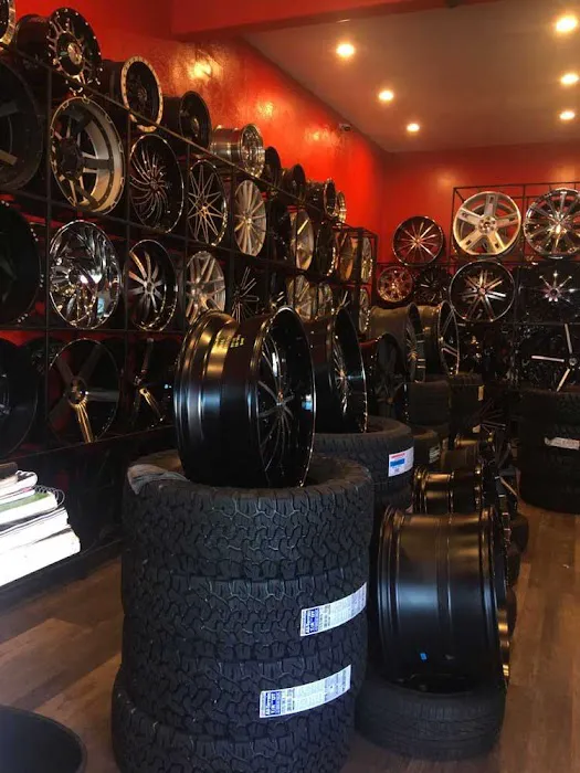 Noah's Tires Shop 3