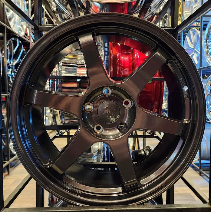 Noah's Tires Shop 9