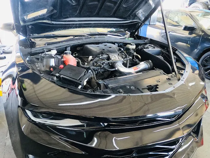 A&R Complete Auto Care 9