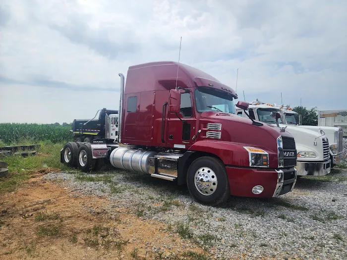 McMahon Truck Centers Lawrenceburg 1