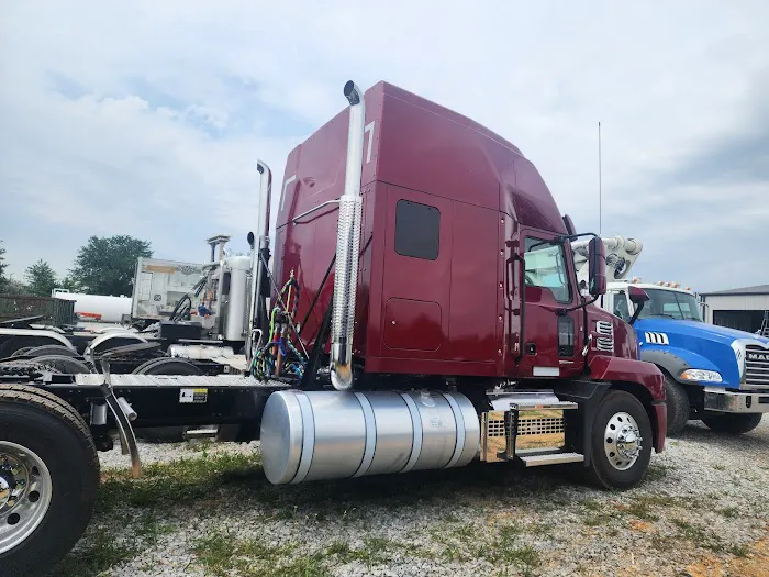 McMahon Truck Centers Lawrenceburg 2