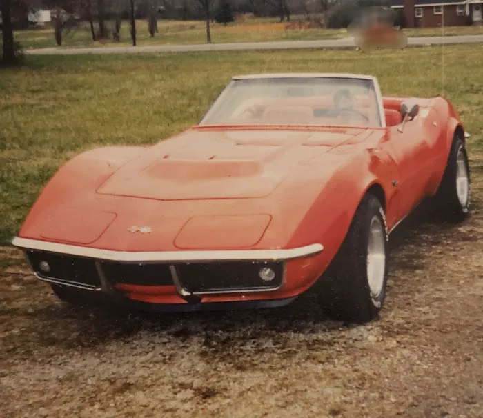 Gerald's Corvettes & Parts 5