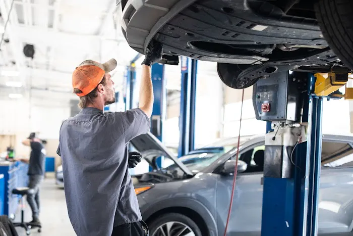 Hyundai Service 2