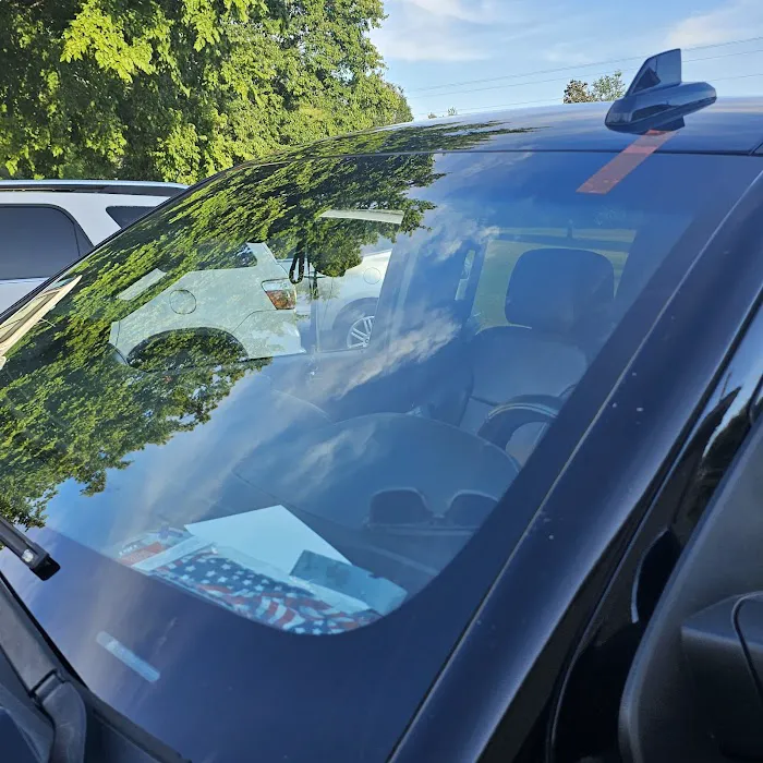 Level Up Auto Glass 2