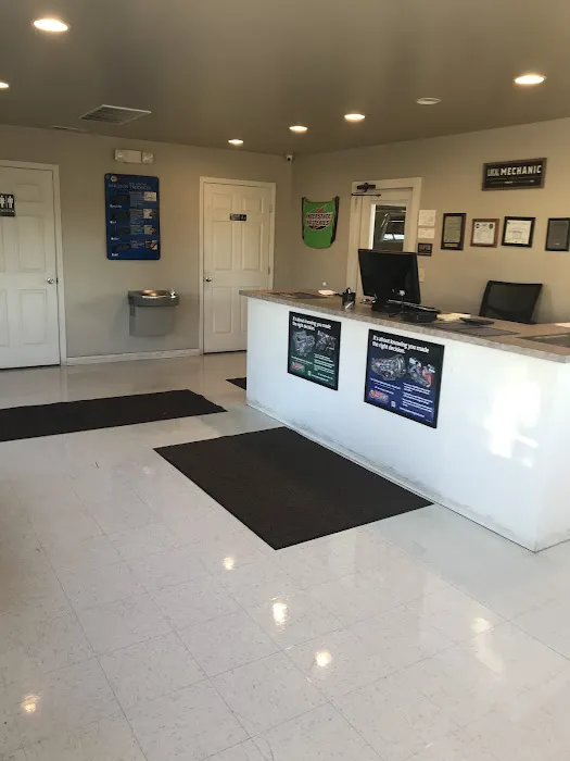 Advantage Auto Service 3