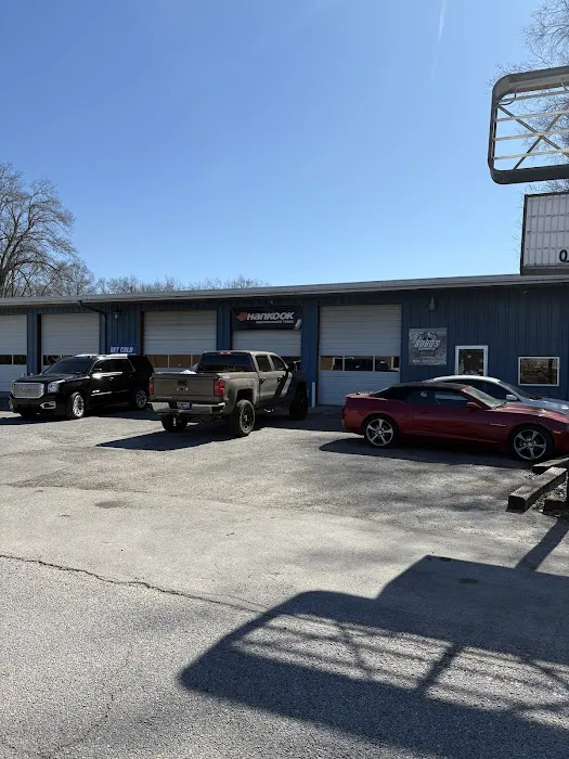 Bobo's Automotive 0