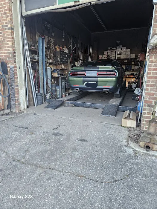 Bob's Custom Exhaust & Auto Repair 0