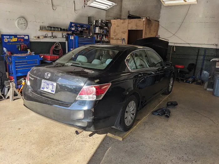 R & S Automotive 0