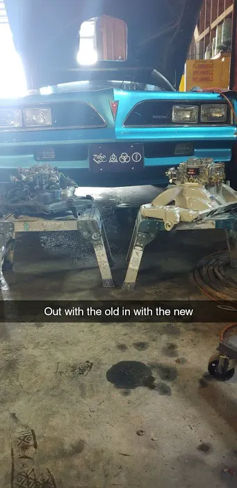 R & D Automotive and wrecker 1
