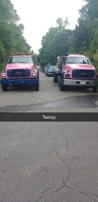 R & D Automotive and wrecker 9