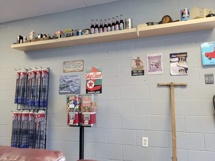 Woodies Auto Service and Repairs Center 4