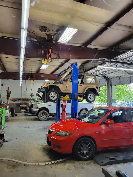 Woodies Auto Service and Repairs Center 5