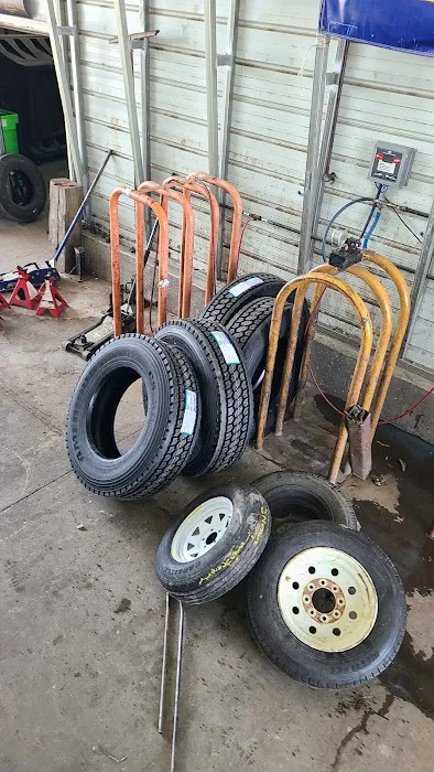 Black's Tire & Auto Service 2