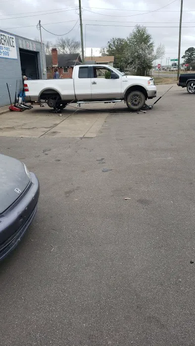 Glenn's Tire Services 3