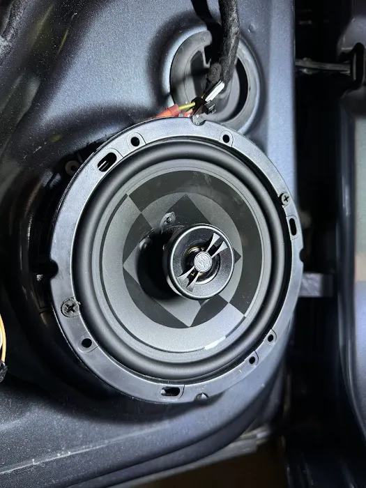 Banging Systems Car Audio, INC. 2