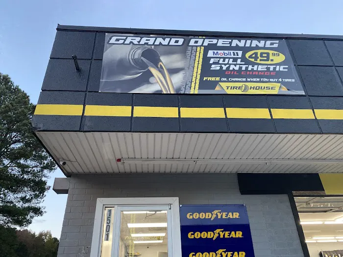 PAMALEE TIRE AND AUTO 4
