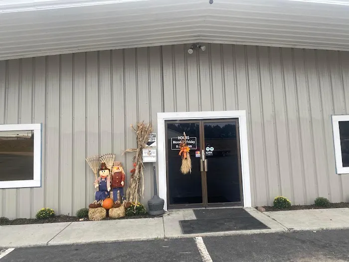 Lively's Collision Center, LLC 0