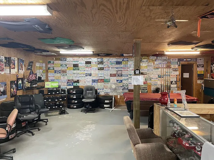 Jiggie's R&J Mechanic Shop 0