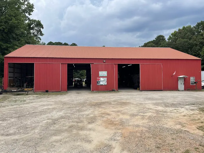 Jiggie's R&J Mechanic Shop 5